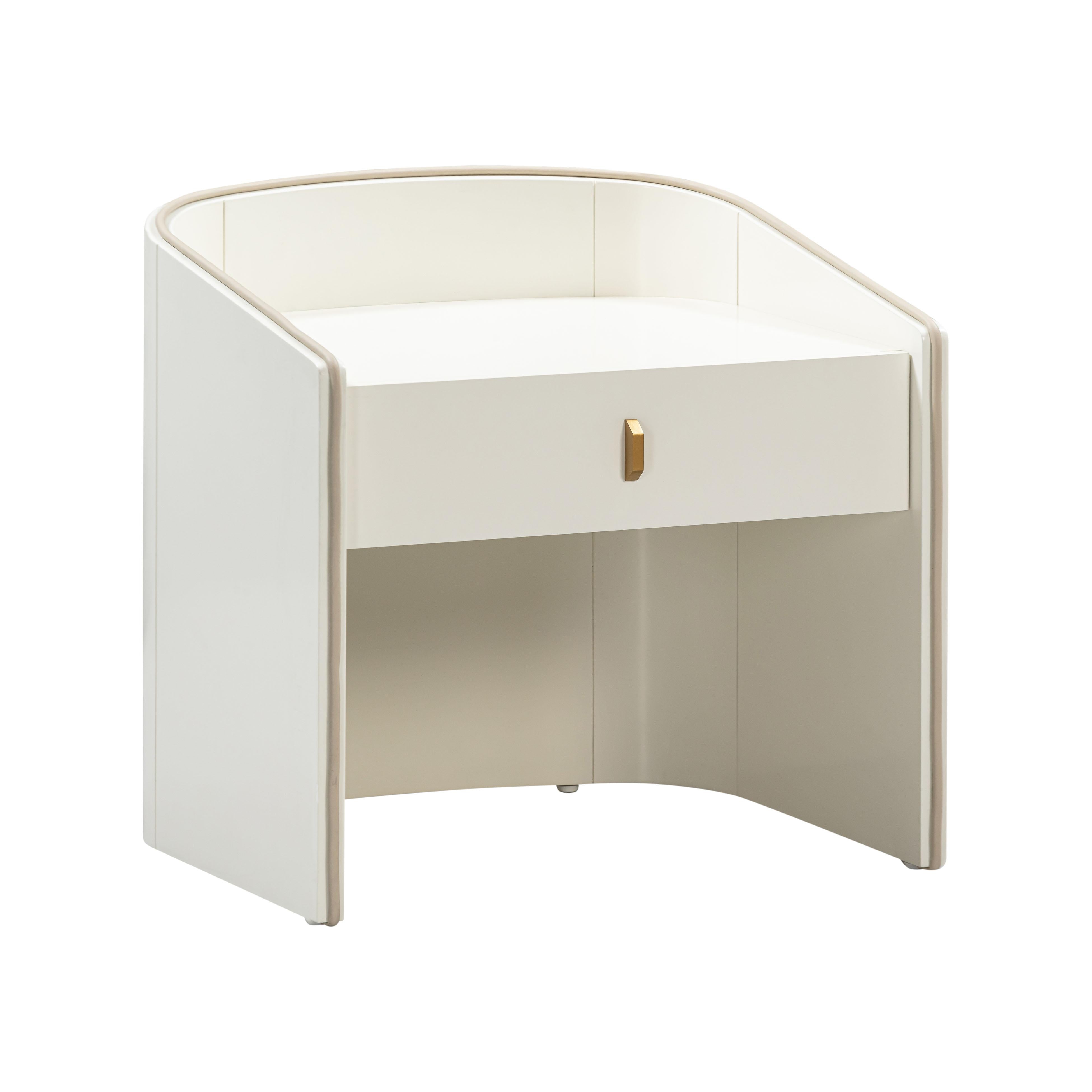 Collins 22" Lacquer Nightstand With Drawer
